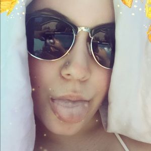 Meet your Posher, Sophia