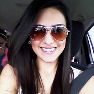 Meet your Posher, Crystal