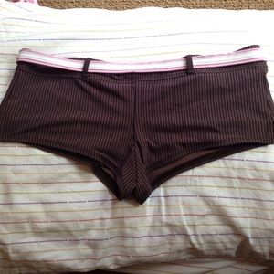 Boyshort bikini bottoms