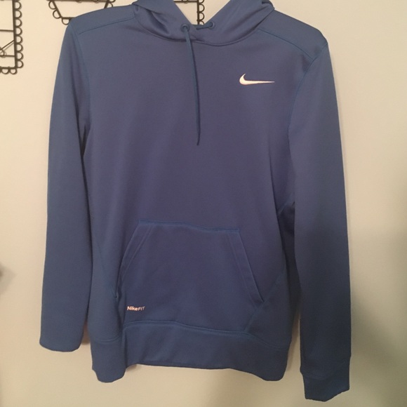 Nike Tops - Nike Fit sweatshirt