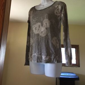 Gray floral AE shirt size XS