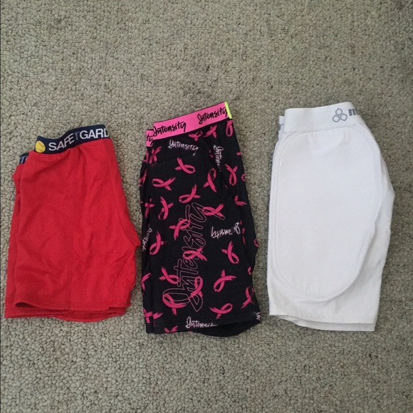 SOFTBALL SLIDING/PROTECTANT SHORTS!!