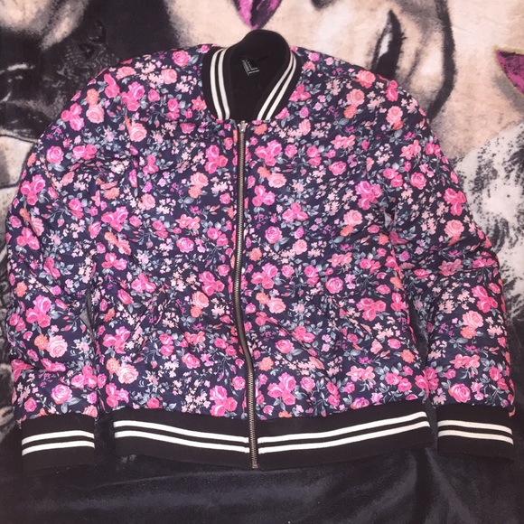 FOREVER 21 floral jacket. Only used once.
