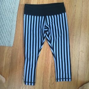 Authentic cropped Lululemon leggings!