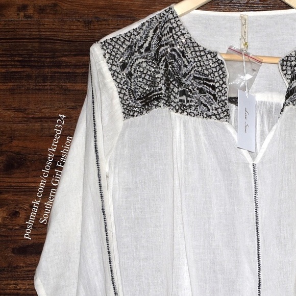 LOVE SAM Bohemian Blouse Intricate Swingy Pullover - Picture 4 of 4