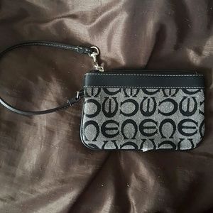 Black wristlet