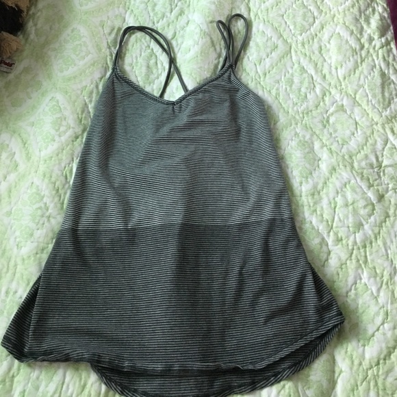 Lulu lemon top