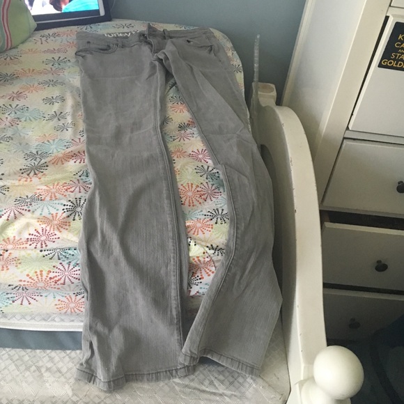 Hurley Jeans