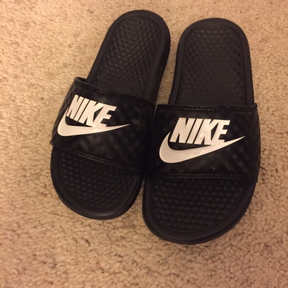 Nike slides