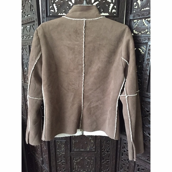 Velvet by Graham and Spencer Jacket - Picture 2 of 2