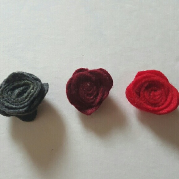 Handmade felt lapel flowers