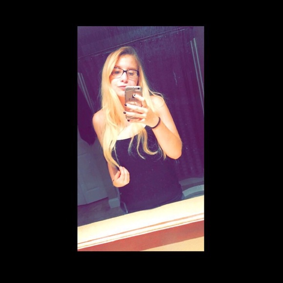 Meet your Posher, Julia