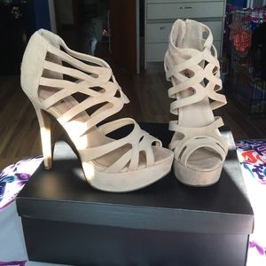 Justfab nude heels size 8