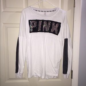 Cute jersey long sleeve VS shirt!