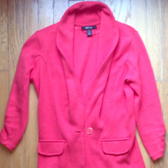Crop Sleeved Blazer