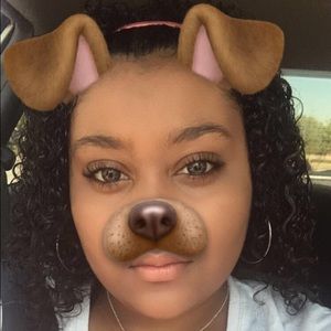 Meet your Posher, Christiana