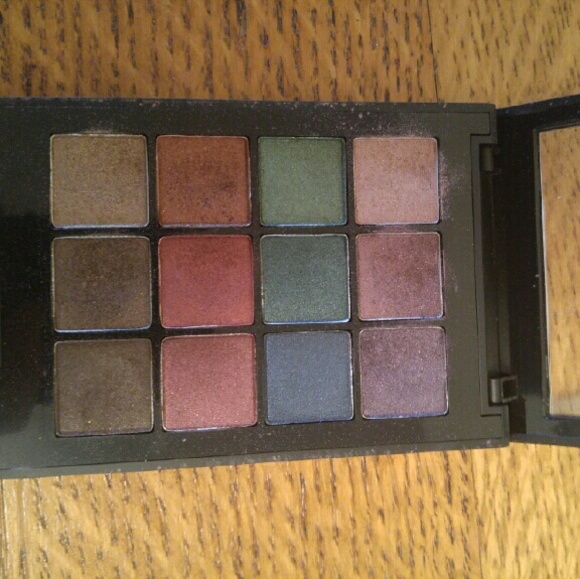 Sonia Kashuk eyeshadow palette