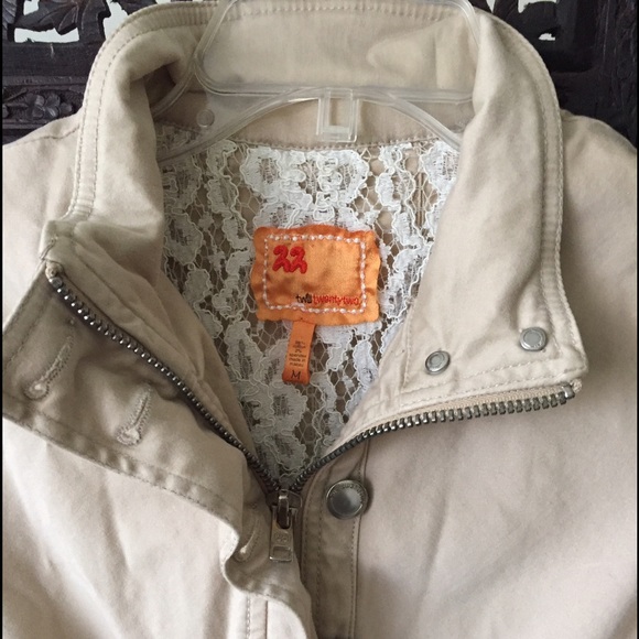 Twill 22 Jacket - Picture 2 of 2