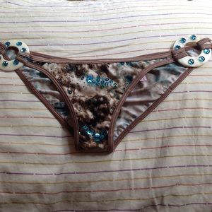 ruched bikini bottoms