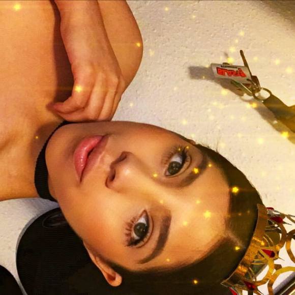 Meet your Posher, Saraa - Picture 1 of 1