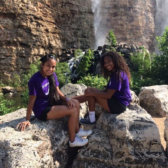 Meet your Posher, Gabriella - Picture 1 of 1