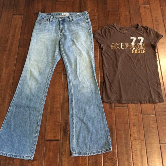American Eagle jeans & free brown t-shirt