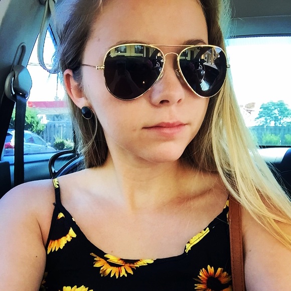 Meet your Posher, Summer