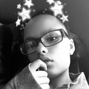 Meet your Posher, Rainy