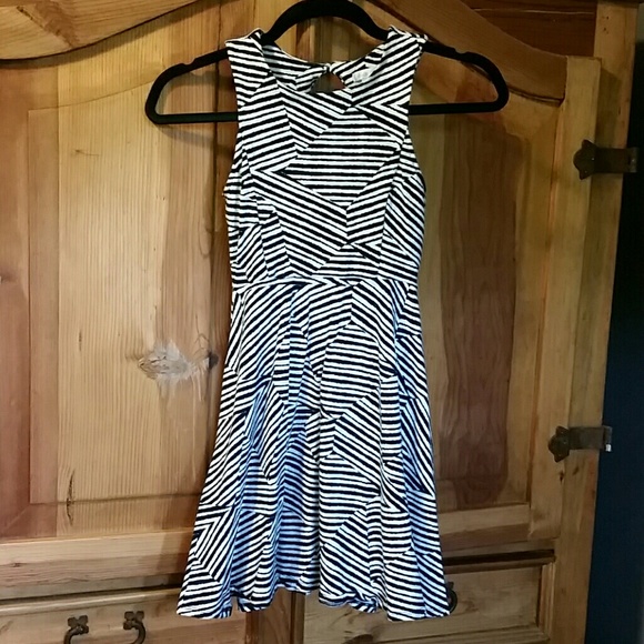 XHILARATION petite-friendly striped dress