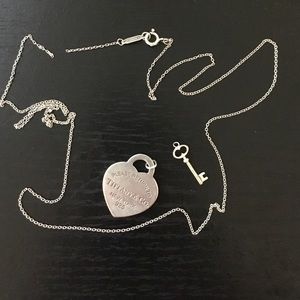 Broken Tiffany& Co necklace