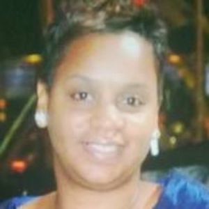 Meet your Posher, Denise