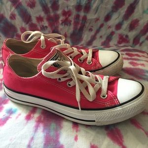 Pink Converse!