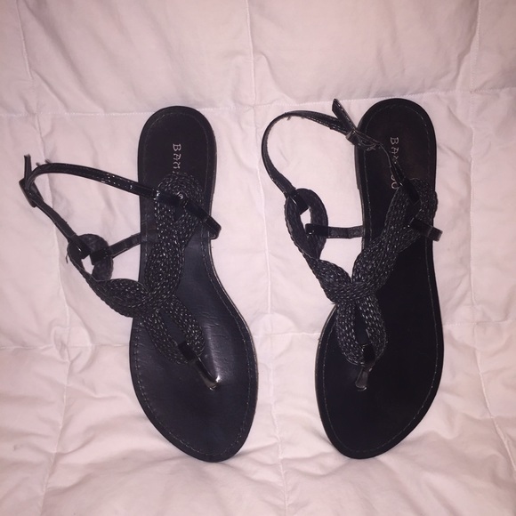 Black bamboo sandals