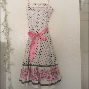 Doted and Roses Dress ❤️