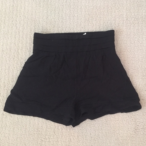 Black flowy shorts