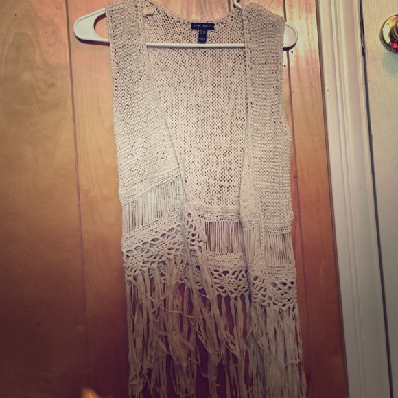 Crotchet fringe kimono!