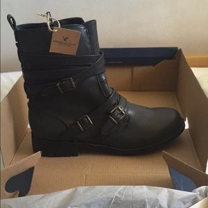 BRAND NEW American Eagle Black Boots