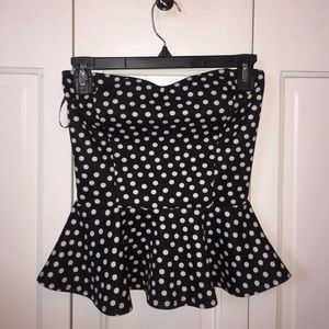 Sleeveless Windsor top with padding