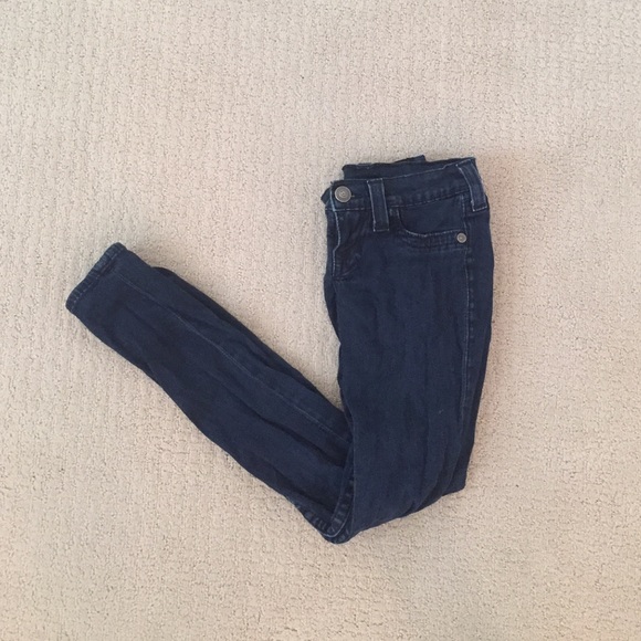 Low waisted dark wash jeans