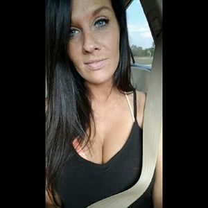 Meet your Posher, Kara