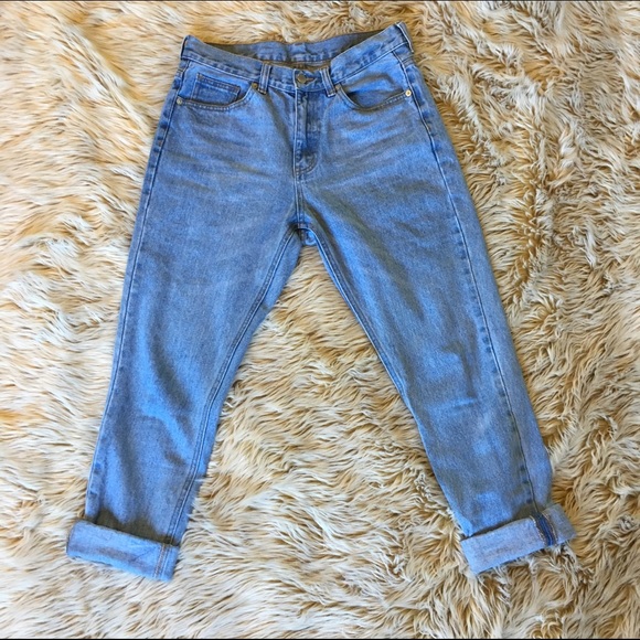 Medium light wash boyfriend jeans