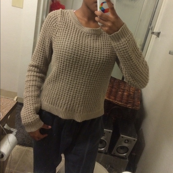 Knit Top - Picture 3 of 3