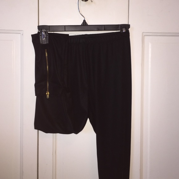 FOREVER 21 disco-style leggings with gold zipper
