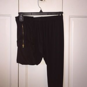 FOREVER 21 disco-style leggings with gold zipper