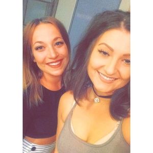 Meet your Posher, Olivia