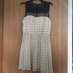 Dress with cross pattern
