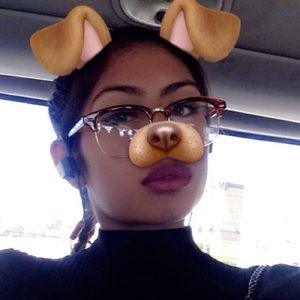 Meet your Posher, Karla