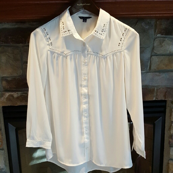 Collared White Button-Up