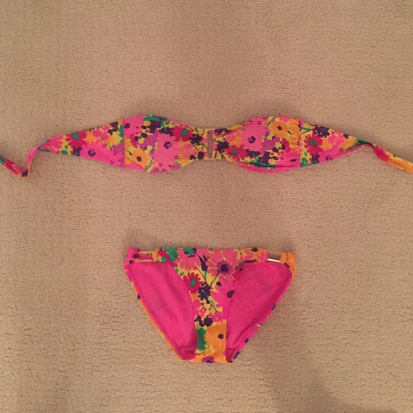 Floral bikini set