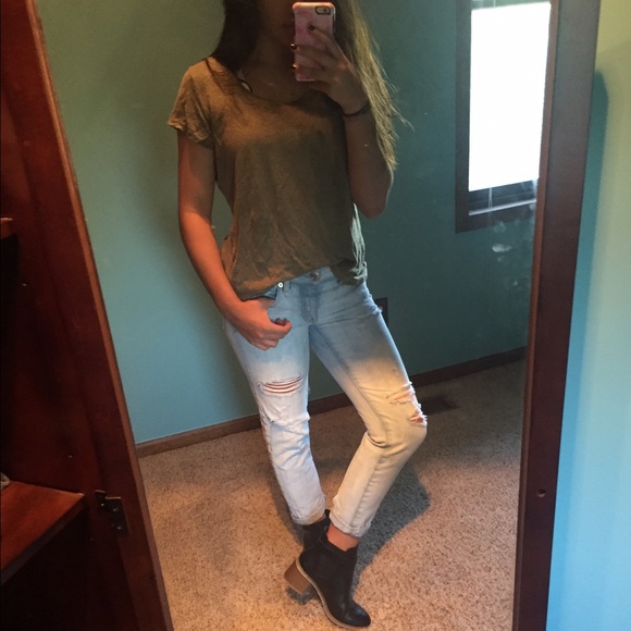 American eagle boyfriend jeans